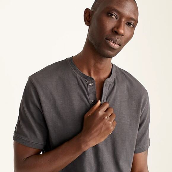 J. Crew Short Sleeve 3 Button Gray T-Shirt Size Medium - Picture 1 of 5